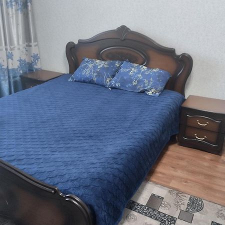 Квартира Тараз Екстериор снимка